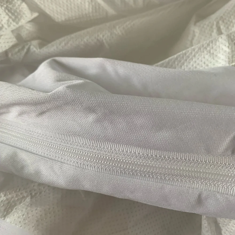 White Bedding Set